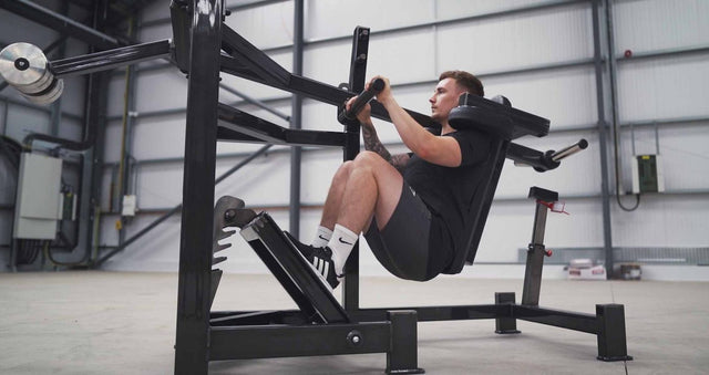 Pendulum Squat: How To And Benefits