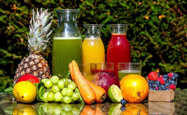 Smoothies vs Juicing by Swolverine