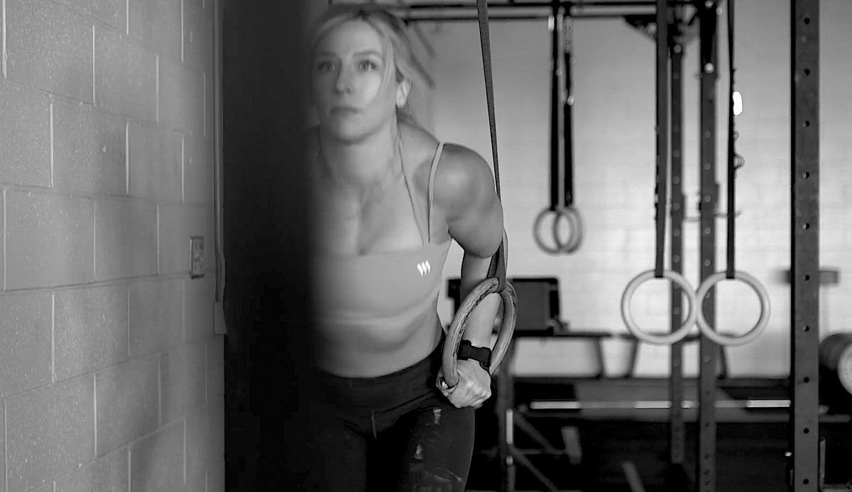 Explosive Dips Chest Dips vs Triceps Dips: Anatomy & Programming Differences – Swolverine