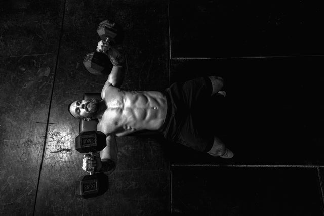 Decline Dumbbell Bench Press: How To, Tips, Benefits