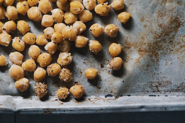 Garbanzo Beans vs Chickpea - What Is The Difference?