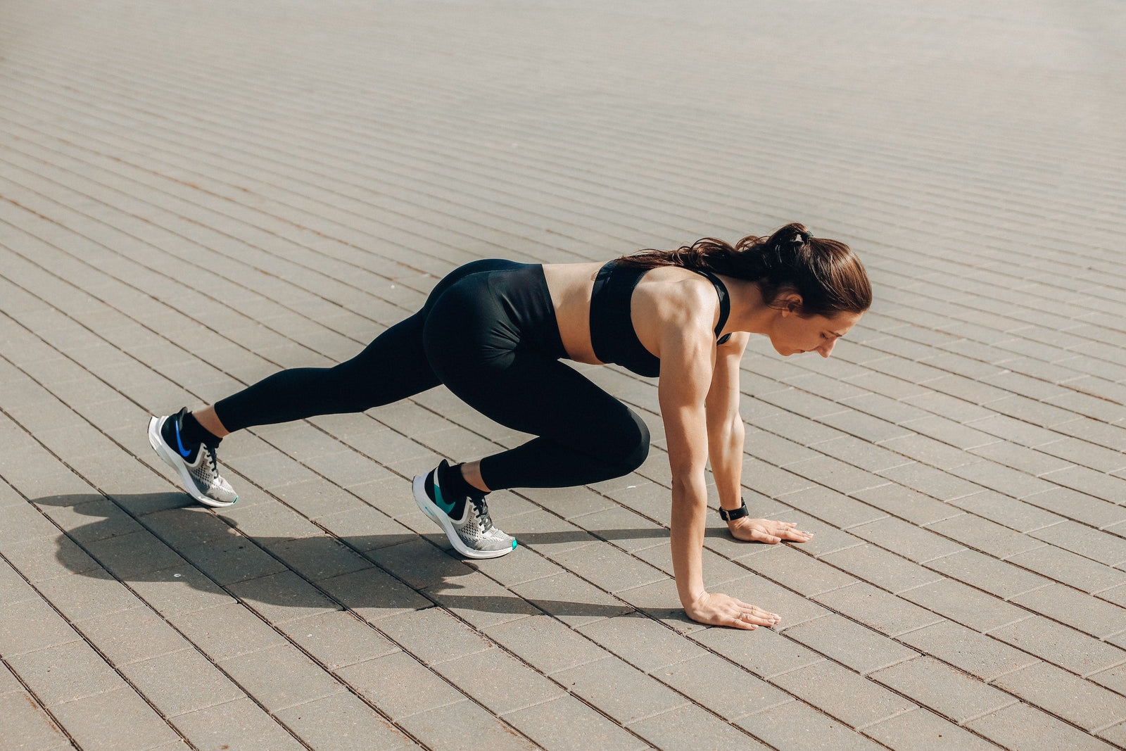 How To Do Mountain Climbers