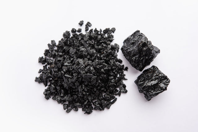 What Is Shilajit? Benefits, Mechanisms, Safety, and How It Compares to Tongkat Ali &amp; Ashwagandha