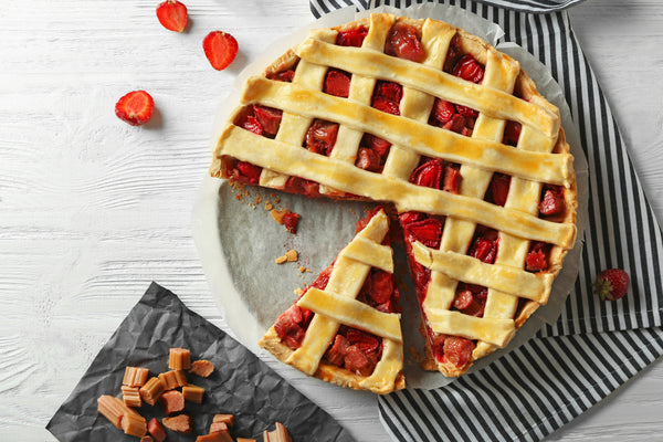 Recipe: Strawberry Rhubarb Pie (Vegan)